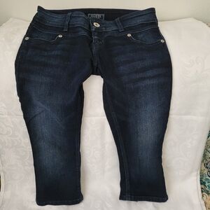 Guess capri jeans short size 27
